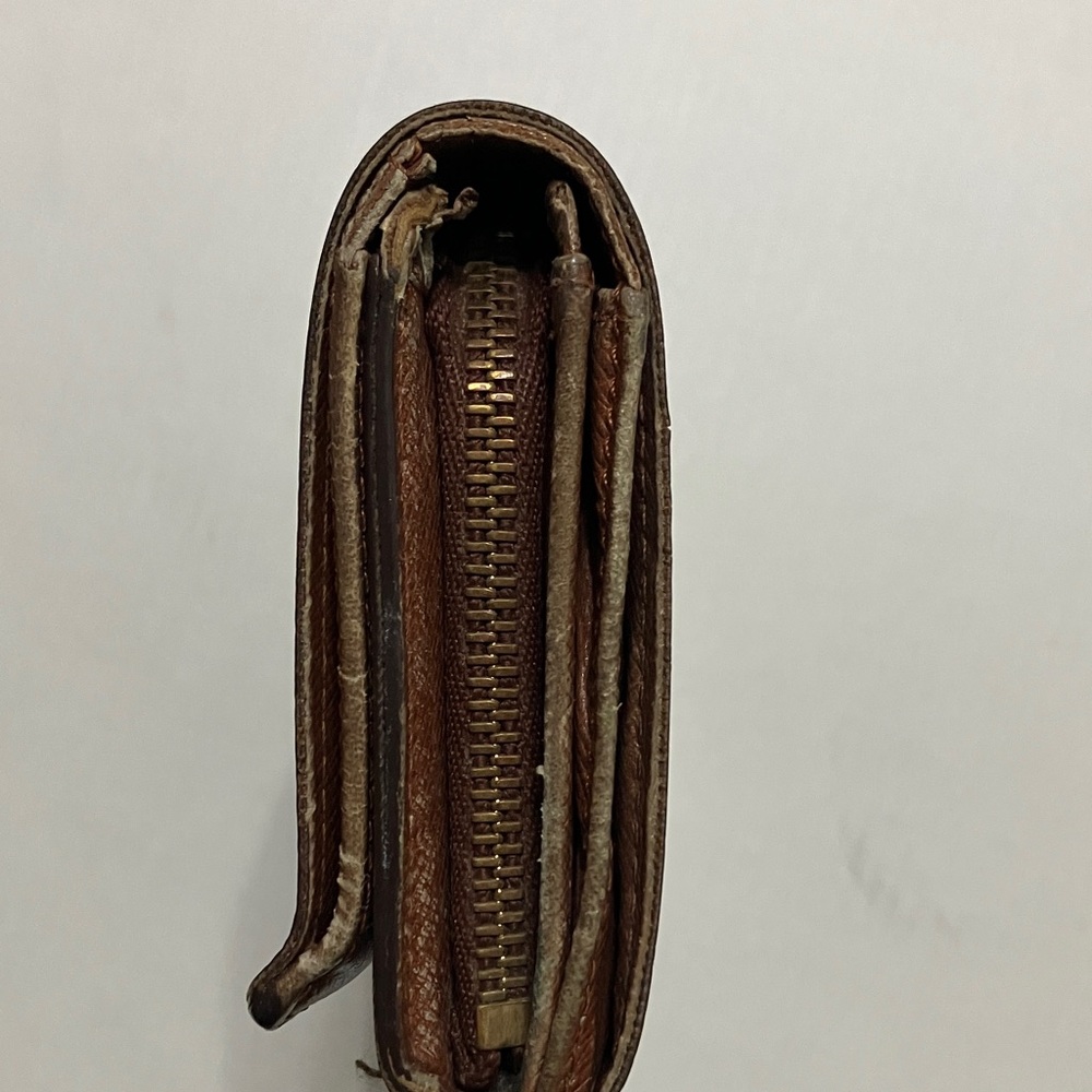 LV MONOGRAM WALLET - Picture 7 of 13